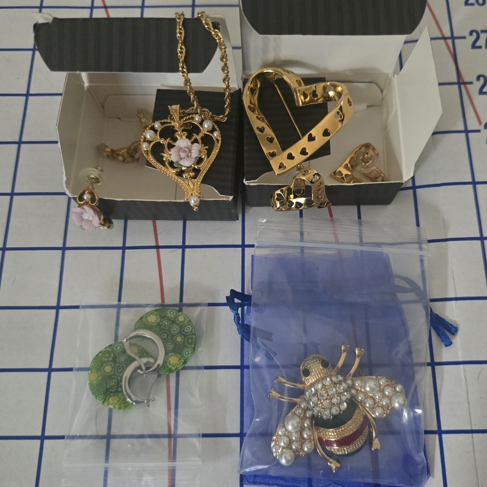 AVON Jewelry Bundle